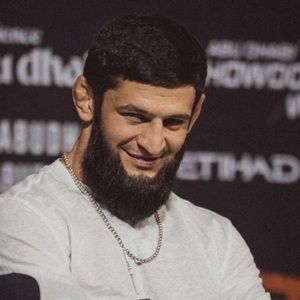 Meet your Posher, Enzo